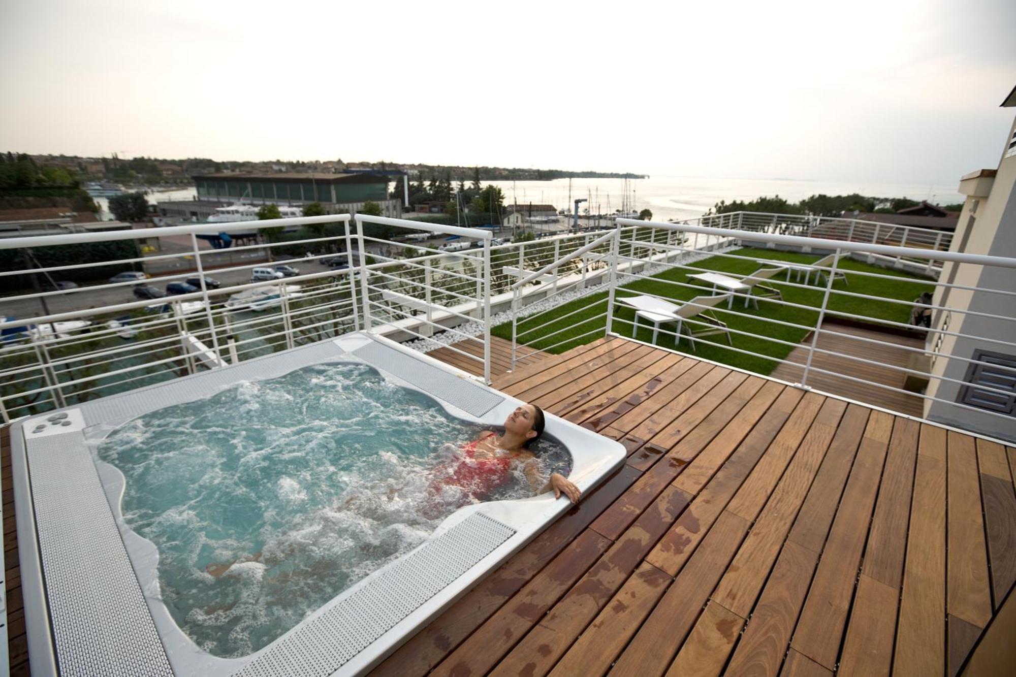 Hotel Acquadolce Peschiera del Garda Dış mekan fotoğraf