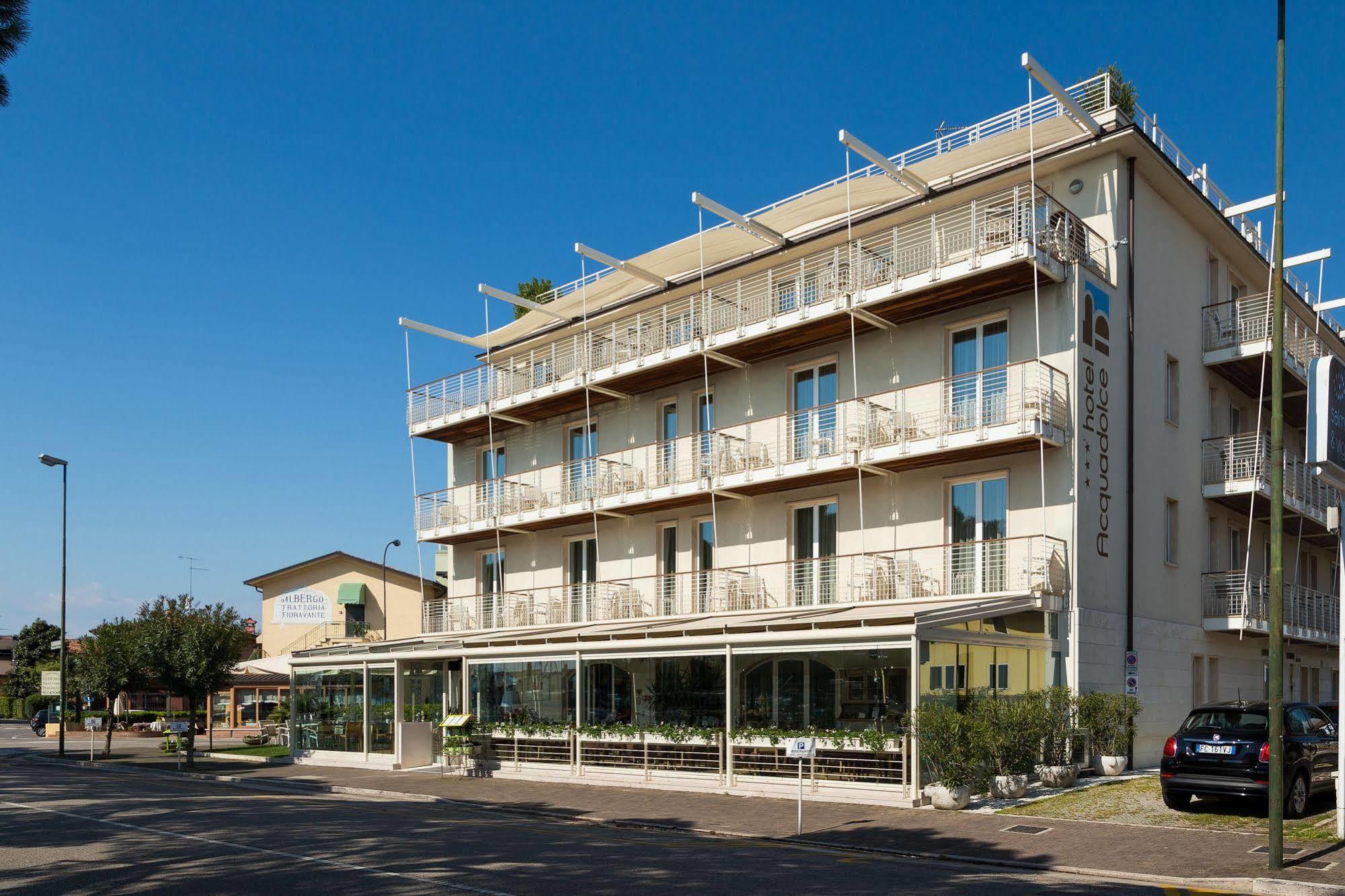 Hotel Acquadolce Peschiera del Garda Dış mekan fotoğraf