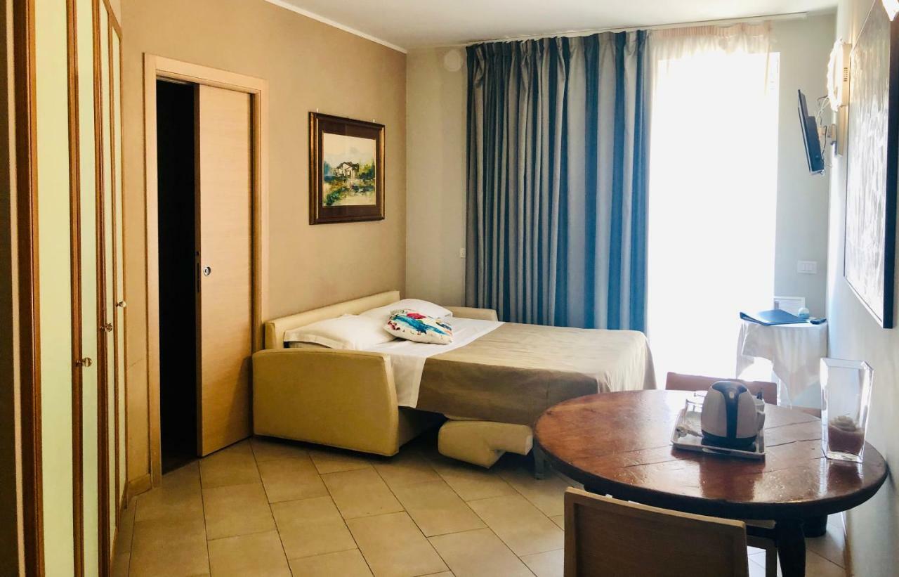 Hotel Acquadolce Peschiera del Garda Dış mekan fotoğraf
